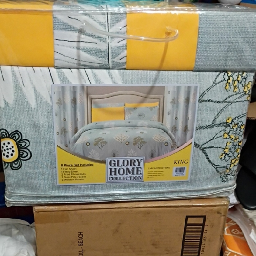 Glory Home Collection King Comforter Set in Gray and Yellow